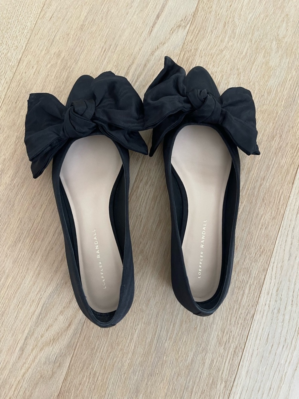Loeffler Randall Noa Bow Flat in black